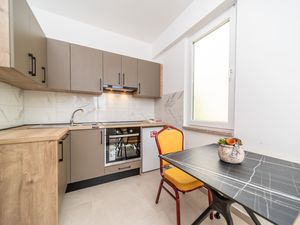 24049819-Ferienwohnung-2-Barbat Na Rabu-300x225-5