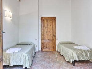 23845032-Ferienwohnung-4-Barberino Val D'Elsa-300x225-1