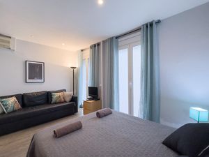 23547568-Ferienwohnung-2-Barcelona-300x225-2