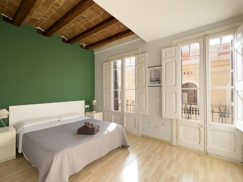 23547587-Ferienwohnung-3-Barcelona-800x600-0