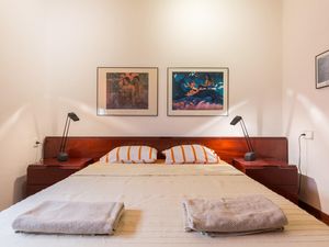 23547786-Ferienwohnung-5-Barcelona-300x225-5