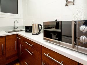 23867261-Ferienwohnung-4-Barcelona-300x225-1