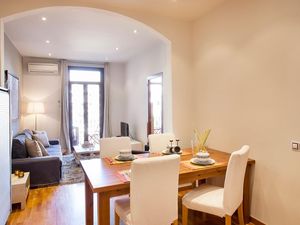 24046184-Ferienwohnung-3-Barcelona-300x225-1