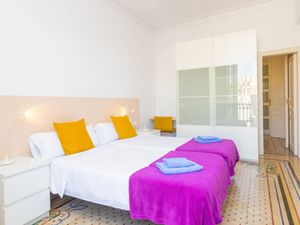 23837587-Ferienwohnung-8-Barcelona-300x225-3