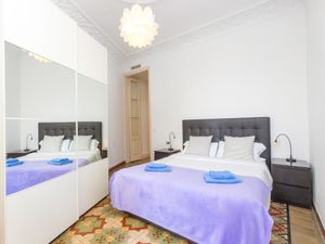 23837587-Ferienwohnung-8-Barcelona-300x225-4