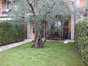 23772633-Ferienwohnung-7-Bardolino-300x225-1