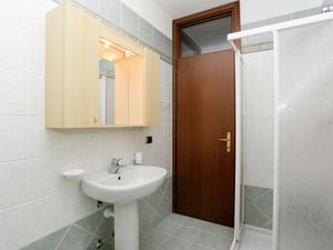 23850043-Ferienwohnung-4-Bardolino-300x225-1