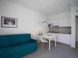 24054233-Ferienwohnung-2-Bardolino-300x225-5