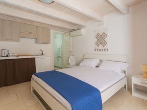 23699467-Ferienwohnung-2-Bari-300x225-2