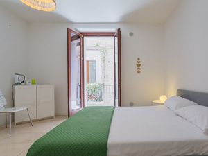 23699465-Ferienwohnung-2-Bari-300x225-5