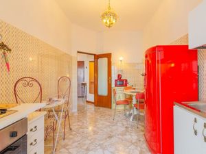 23977117-Ferienwohnung-3-Bari-300x225-0