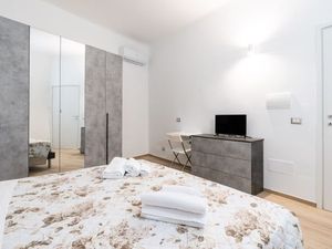 23994899-Ferienwohnung-2-Bari-300x225-2