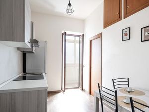 23995952-Ferienwohnung-3-Bari-300x225-4