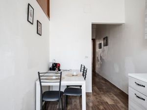 23995952-Ferienwohnung-3-Bari-300x225-3