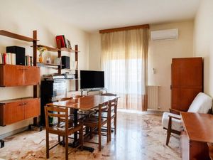 Ferienwohnung für 5 Personen (100 m²) in Bari