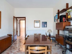 24025276-Ferienwohnung-5-Bari-300x225-2