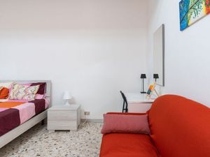 24046497-Ferienwohnung-5-Bari-300x225-2