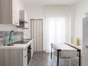 24046497-Ferienwohnung-5-Bari-300x225-4