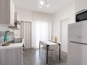 24046497-Ferienwohnung-5-Bari-300x225-5