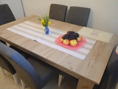 DiningRoom