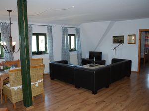 22422945-Ferienwohnung-7-Barlin-300x225-4