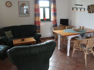 23679902-Ferienwohnung-4-Barlin-300x225-3