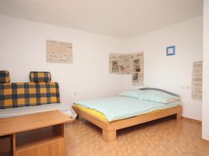 19125814-Ferienwohnung-2-Basanija-300x225-2