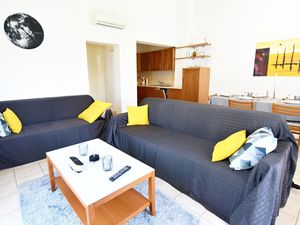 23640477-Ferienwohnung-6-Basanija-300x225-2