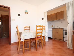 23929712-Ferienwohnung-5-Basanija-300x225-2