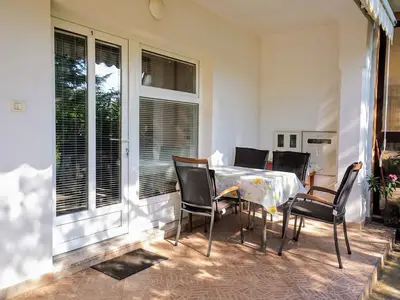 Ferienwohnung für 4 Personen (50 m²) in Basanija 2/10