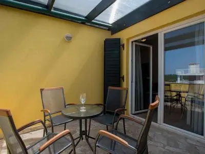 Ferienwohnung für 6 Personen (60 m²) in Basanija 2/10