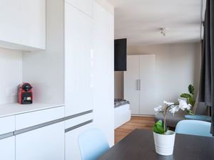 21945743-Ferienwohnung-3-Basel-300x225-4