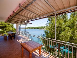 balcony-terrace