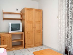 18550608-Ferienwohnung-4-Basina-300x225-2