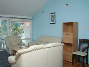 18550371-Ferienwohnung-6-Basina-300x225-1