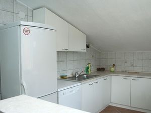 18550371-Ferienwohnung-6-Basina-300x225-3