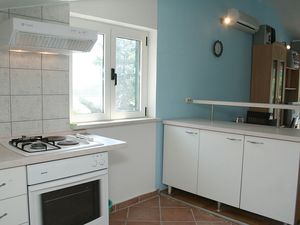 18550371-Ferienwohnung-6-Basina-300x225-4