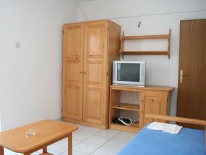 23927915-Ferienwohnung-4-Basina-300x225-2