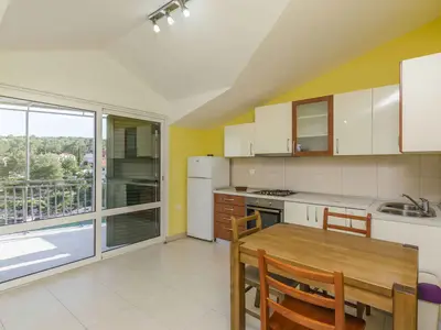 Ferienwohnung für 6 Personen (80 m²) in Basina 1/10