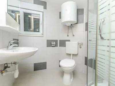 Ferienwohnung für 6 Personen (80 m²) in Basina 7/10