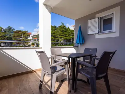 Ferienwohnung für 3 Personen (42 m²) in Baška 1/10