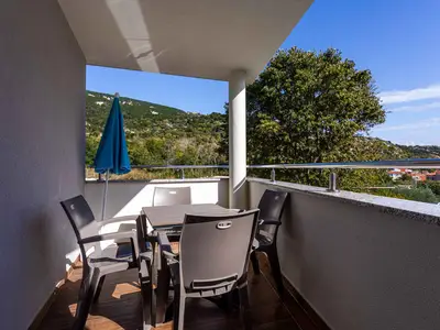 Ferienwohnung für 5 Personen (55 m²) in Baška 1/10