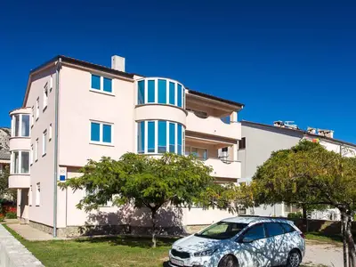 Ferienwohnung für 5 Personen (45 m²) in Baška 1/10