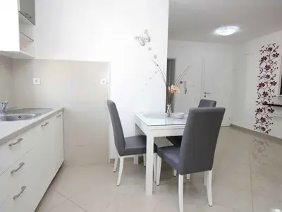 Ferienwohnung für 2 Personen (46 m²) in Baška 8/10