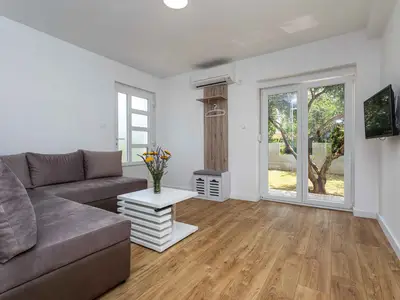 Ferienwohnung für 4 Personen (40 m²) in Baška 1/10