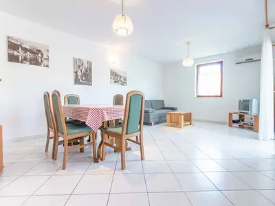 Ferienwohnung für 4 Personen (65 m²) in Baška 5/10