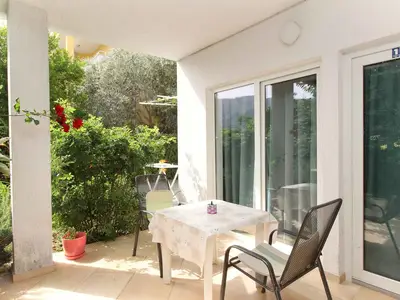 Ferienwohnung für 2 Personen (16 m²) in Baška 1/10