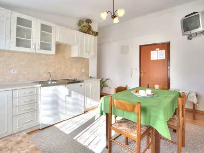 Ferienwohnung für 4 Personen (40 m²) in Baška 6/10