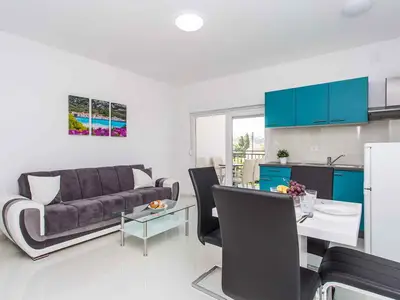 Ferienwohnung für 3 Personen (35 m²) in Baška 1/10