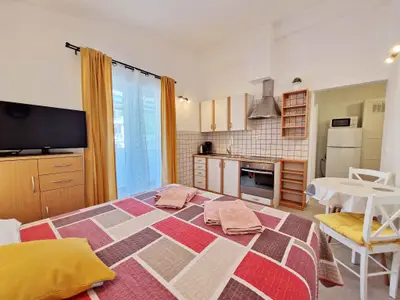 Ferienwohnung für 2 Personen (25 m²) in Baška 1/10